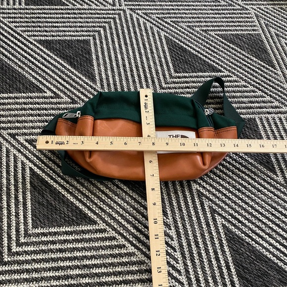 The North Face Fanny Pack hip pack crossbody bag brown label leather cordura - Picture 9 of 11